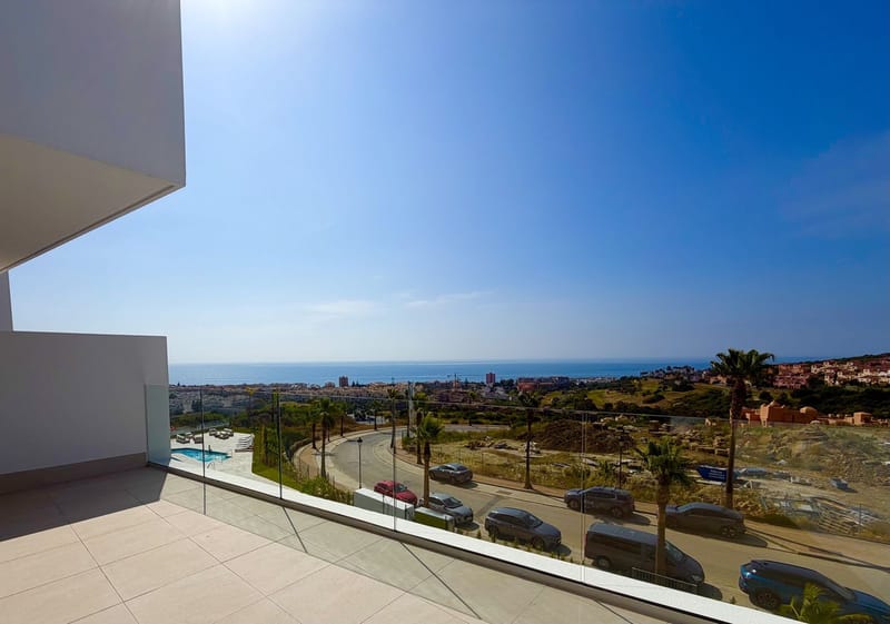 Middle Floor Apartment in La Duquesa