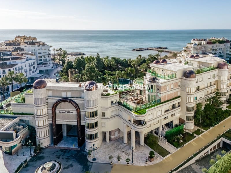 Middle Floor Apartment in Marbella