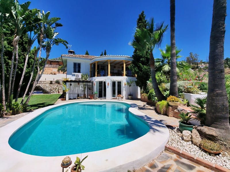 Detached Villa in Benalmadena