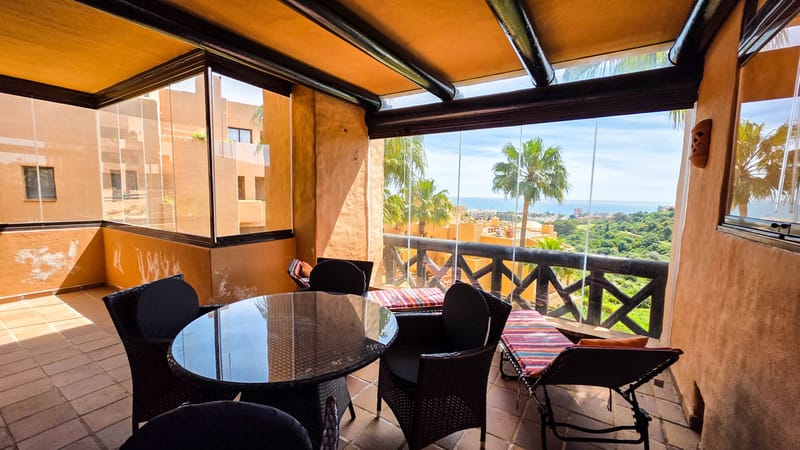 Middle Floor Apartment in La Duquesa