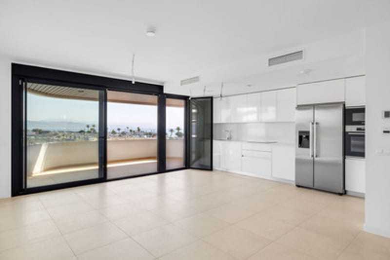 Middle Floor Apartment in Los Alamos