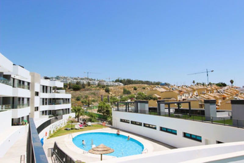 Middle Floor Apartment in Estepona