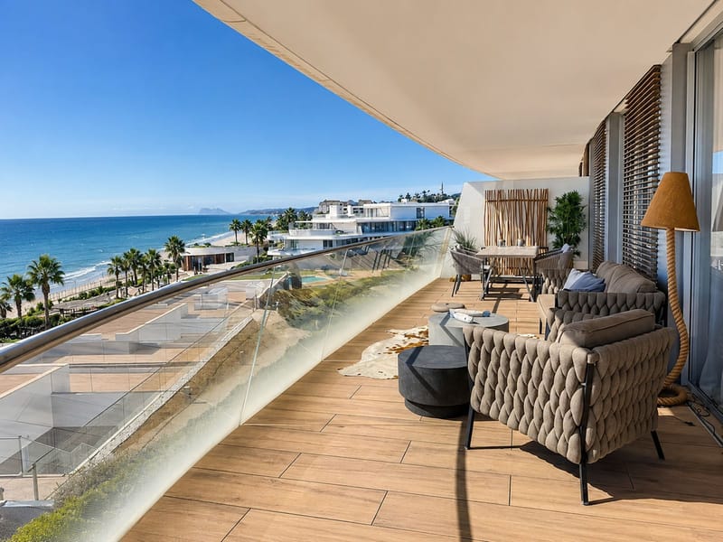 Middle Floor Apartment in Estepona