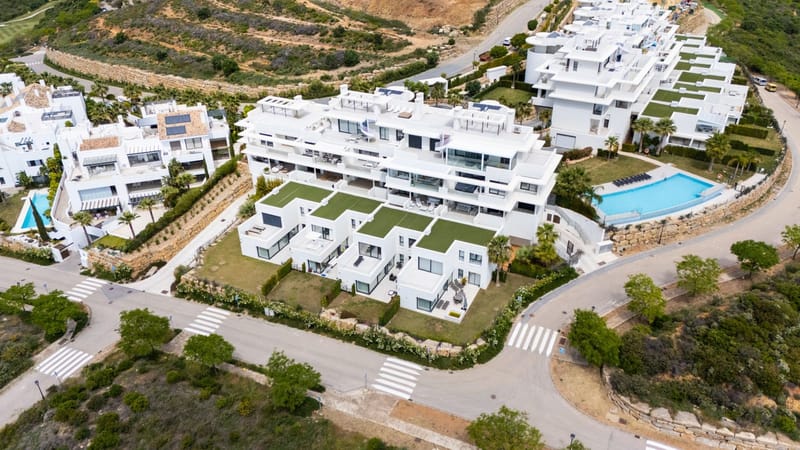 Townhouse in Casares