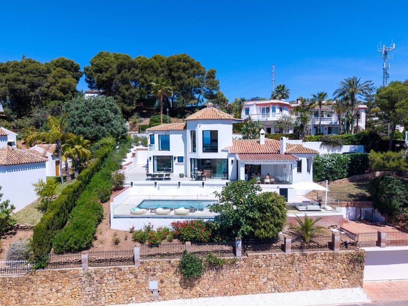 Detached Villa in Hacienda Las Chapas
