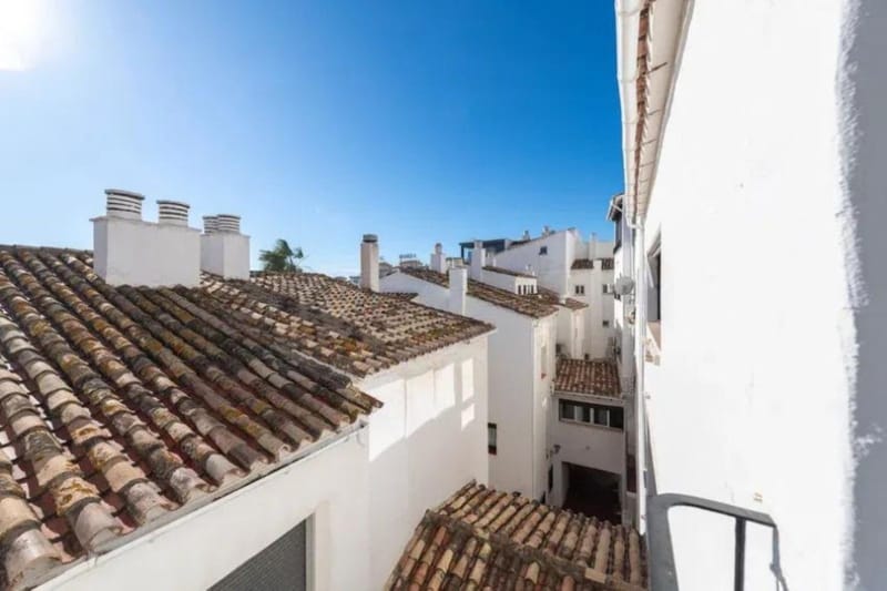 Middle Floor Apartment in Puerto Banús