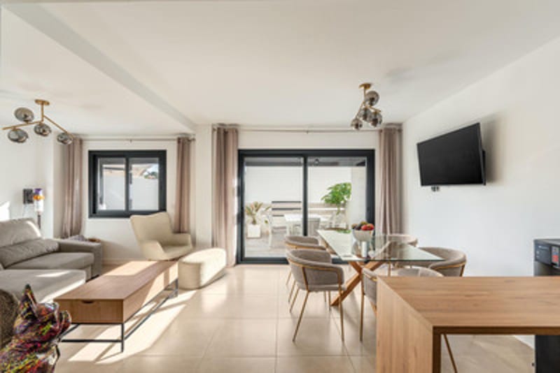 Townhouse in El Paraiso