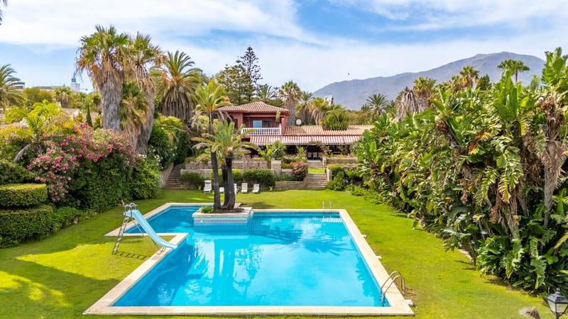 Detached Villa in Estepona