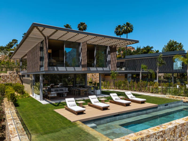Detached Villa in Nueva Andalucía