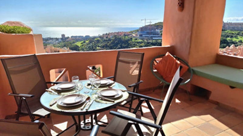Middle Floor Apartment in La Duquesa