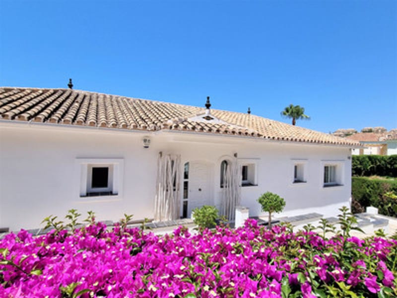 Detached Villa in Elviria