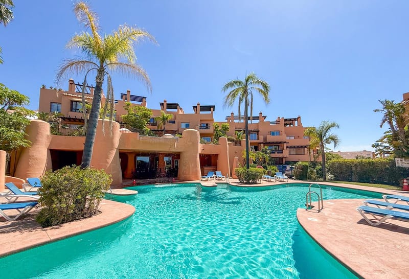 Townhouse in Riviera del Sol