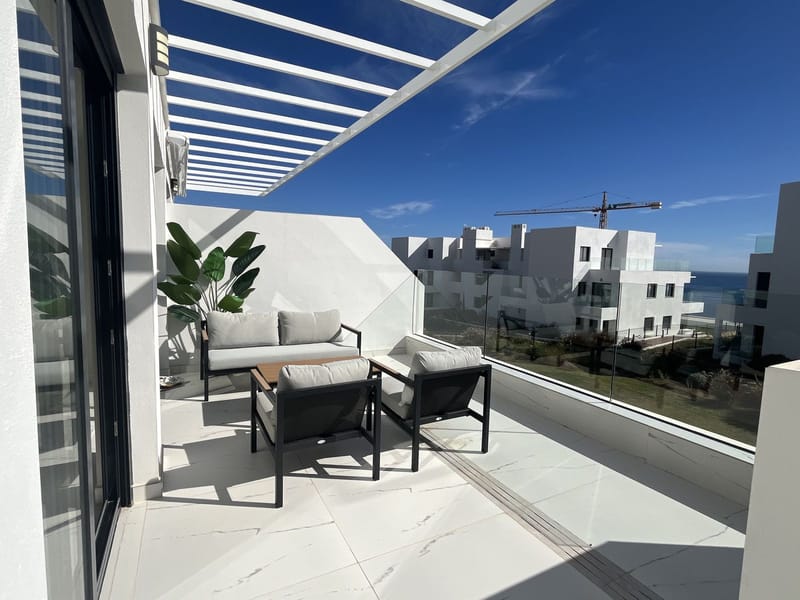 Middle Floor Apartment in Casares