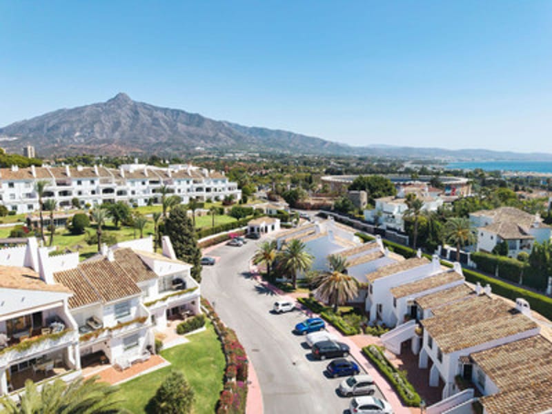 Ground Floor Apartment in Nueva Andalucía