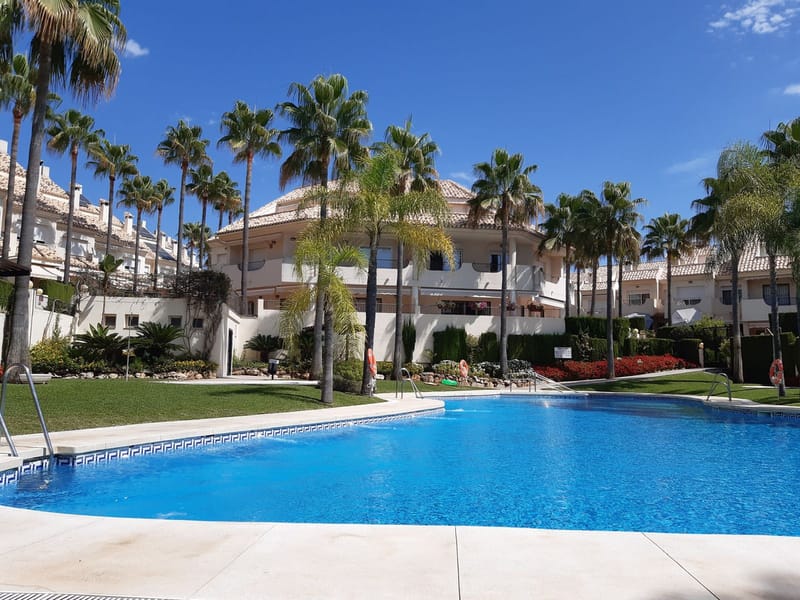 Townhouse in Las Chapas