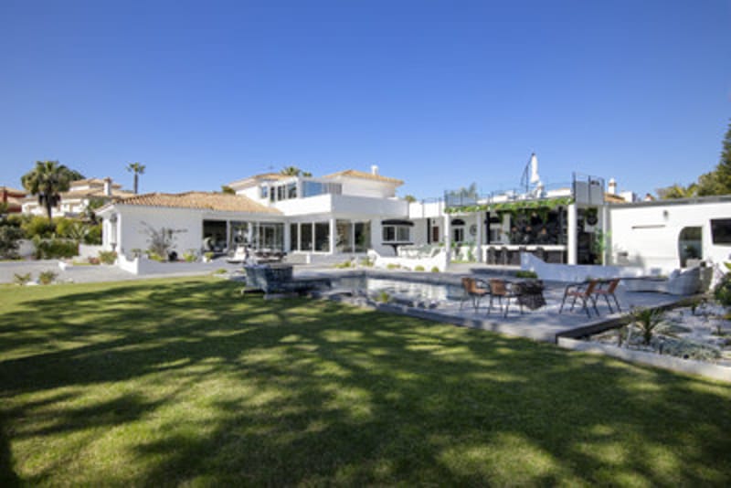 Detached Villa in Estepona