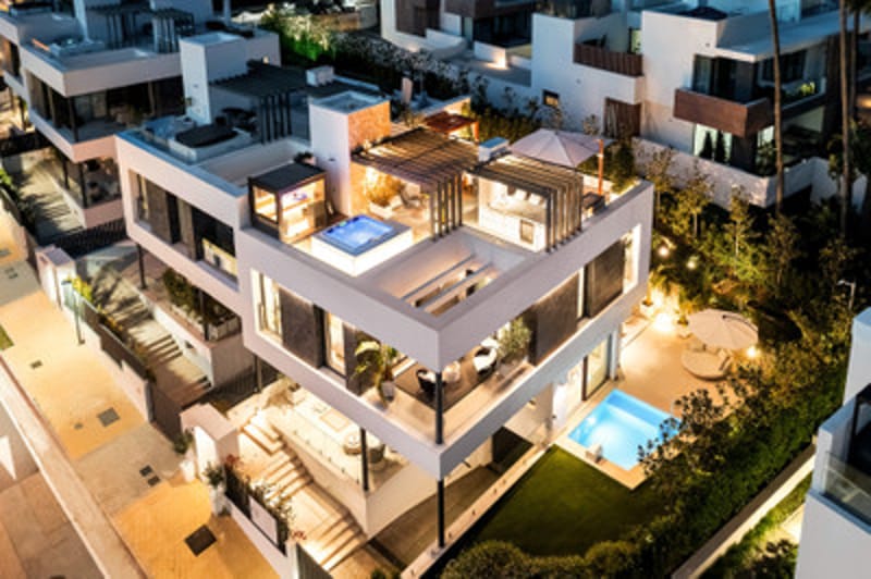 Semi-Detached House in Sierra Blanca