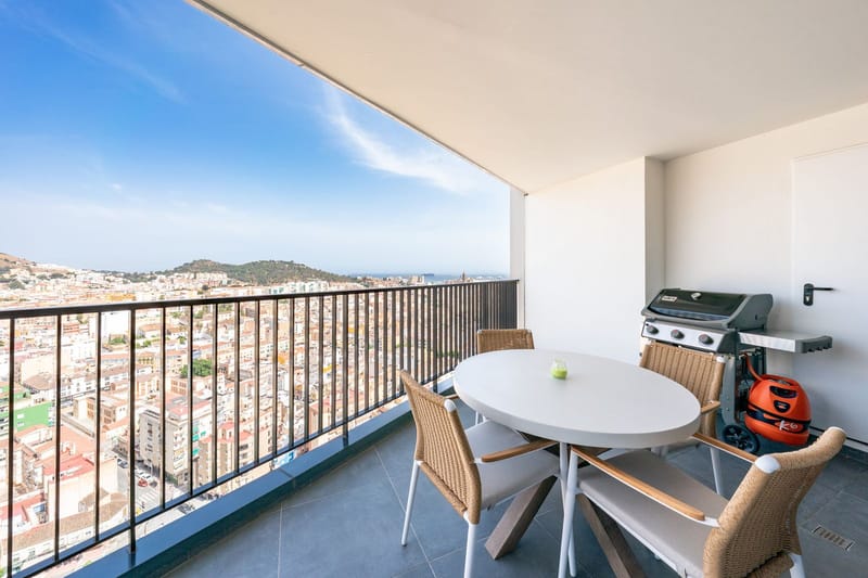 Middle Floor Apartment in Málaga