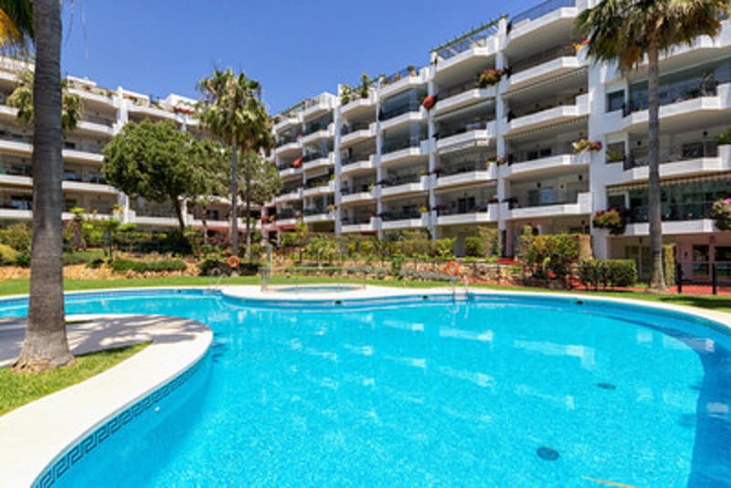 Middle Floor Apartment in Calahonda