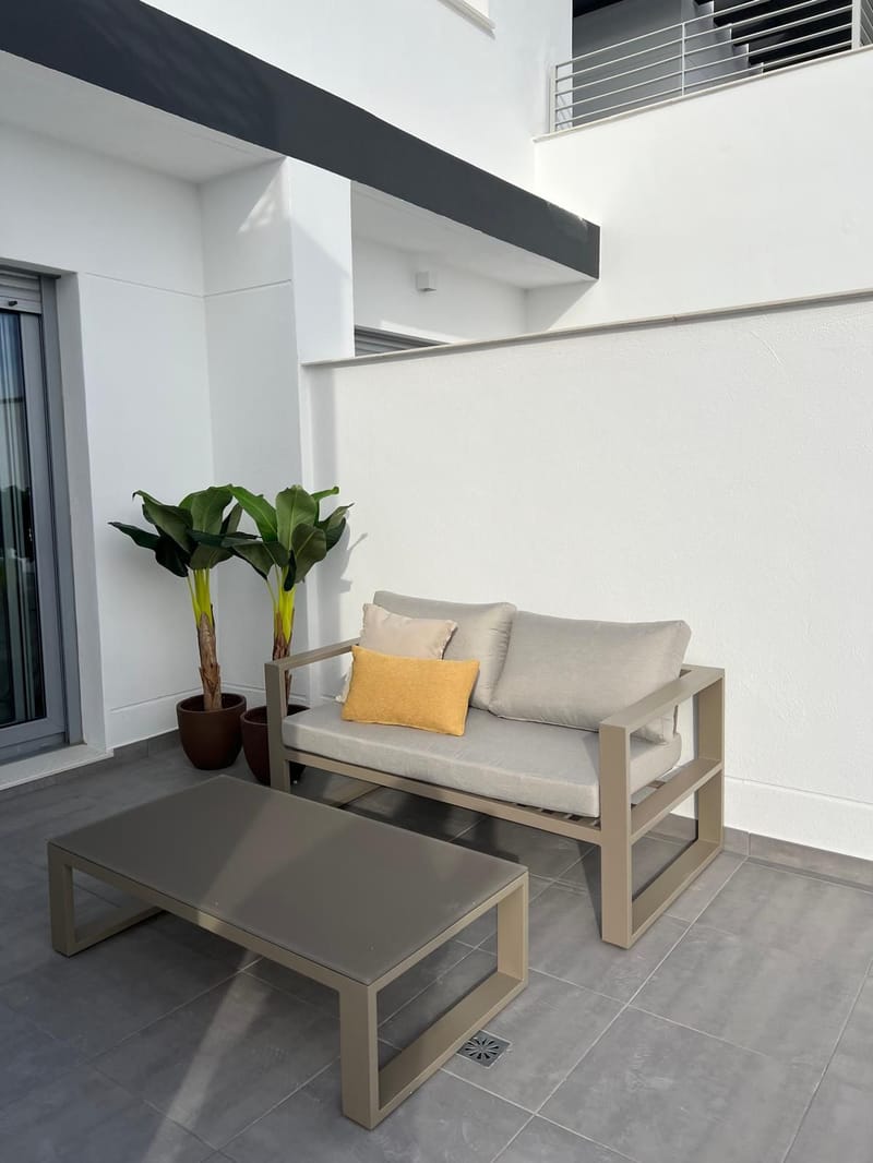 Middle Floor Apartment in Valle Romano