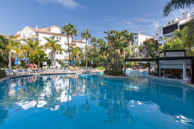 Middle Floor Apartment in Elviria