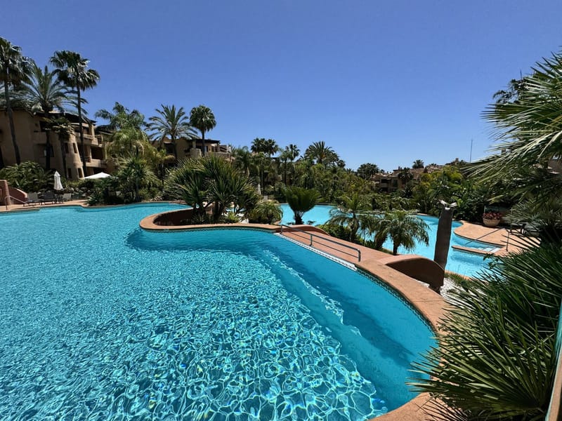 Middle Floor Apartment in Sierra Blanca