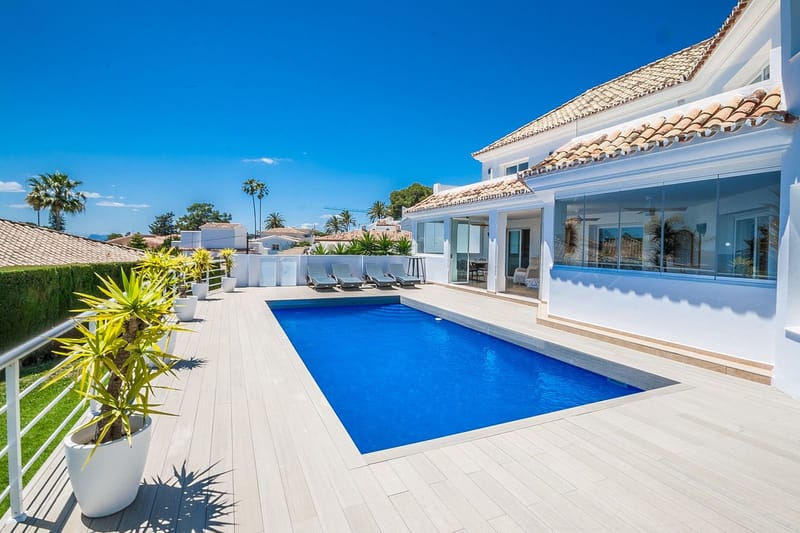 Detached Villa in Estepona