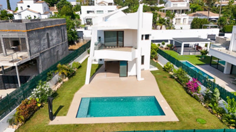 Detached Villa in Estepona