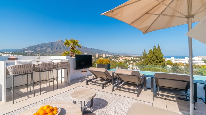 Detached Villa in Nueva Andalucía