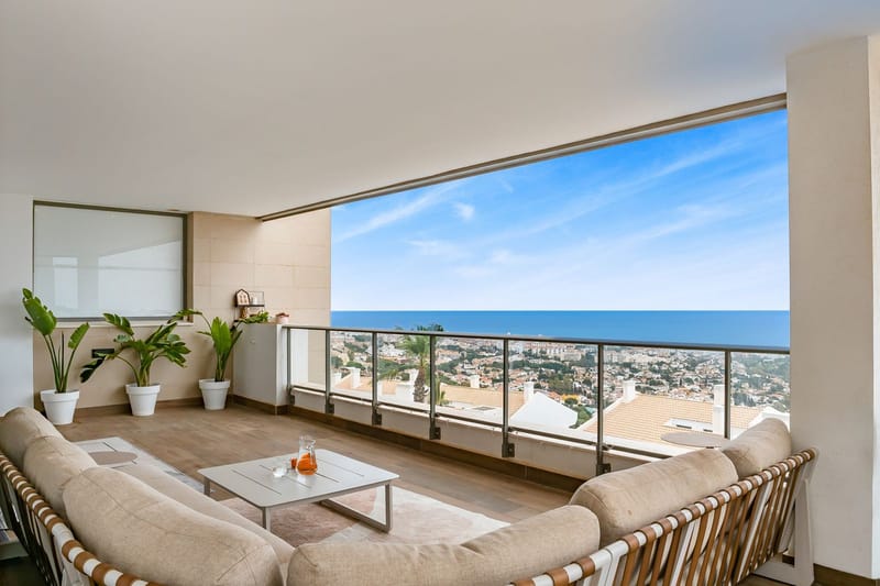 Middle Floor Apartment in Benalmadena Costa