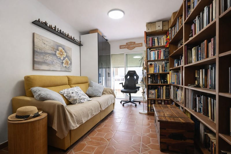 Middle Floor Apartment in Estepona
