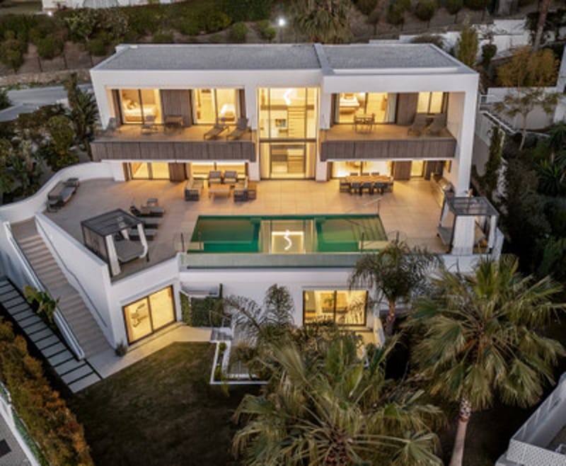 Detached Villa in El Paraiso