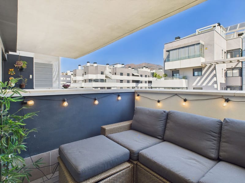 Middle Floor Apartment in Estepona