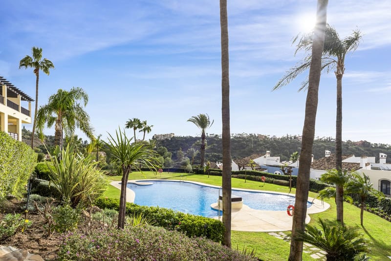 Middle Floor Apartment in Benahavís