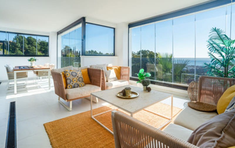 Middle Floor Apartment in Estepona