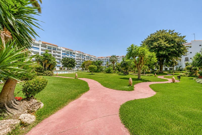 Middle Floor Apartment in Puerto Banús