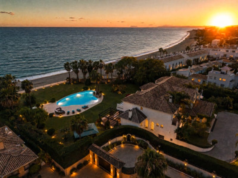 Detached Villa in Estepona