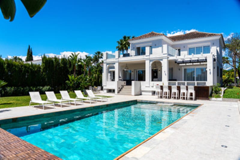 Detached Villa in Nueva Andalucía