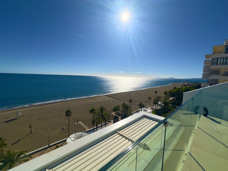Middle Floor Apartment in Estepona