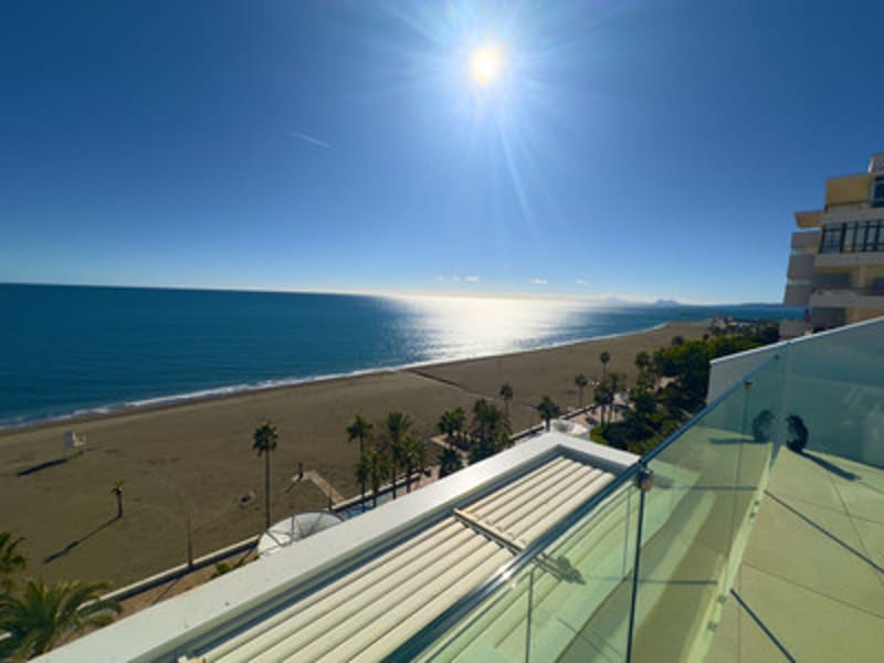Middle Floor Apartment in Estepona