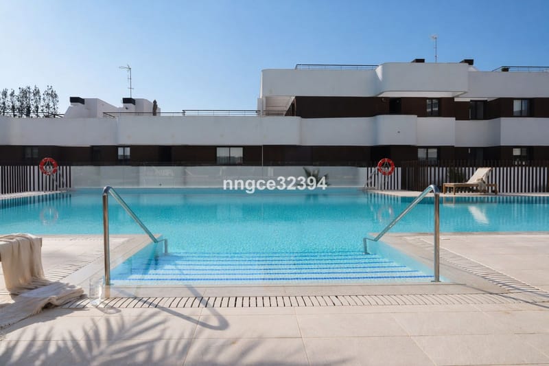 Middle Floor Apartment in Estepona