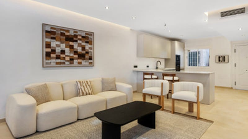 Middle Floor Apartment in Nueva Andalucía