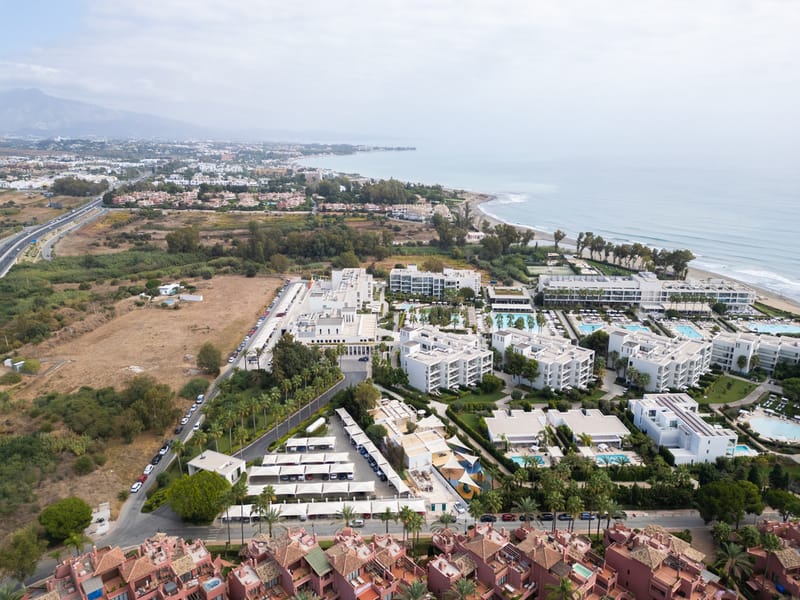 Middle Floor Apartment in Estepona