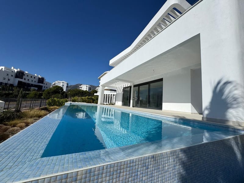 Detached Villa in Fuengirola