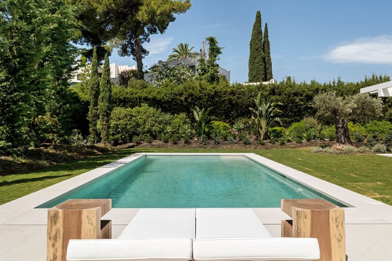 Detached Villa in El Paraiso