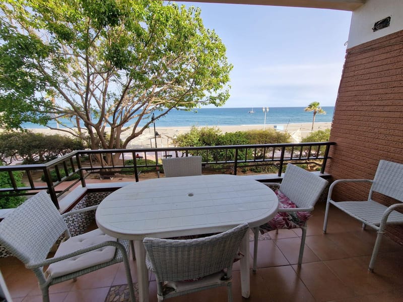 Middle Floor Apartment in Estepona