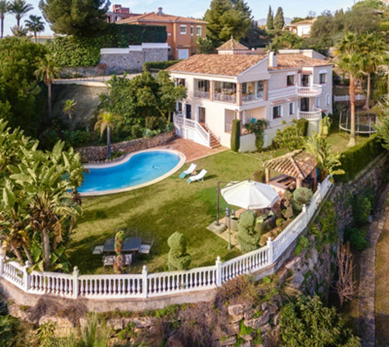 Detached Villa in El Paraiso