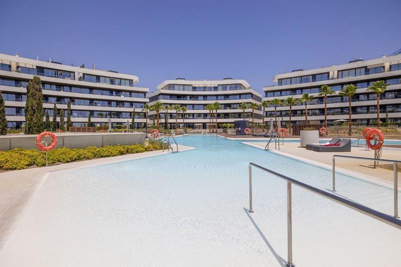 Middle Floor Apartment in Los Alamos