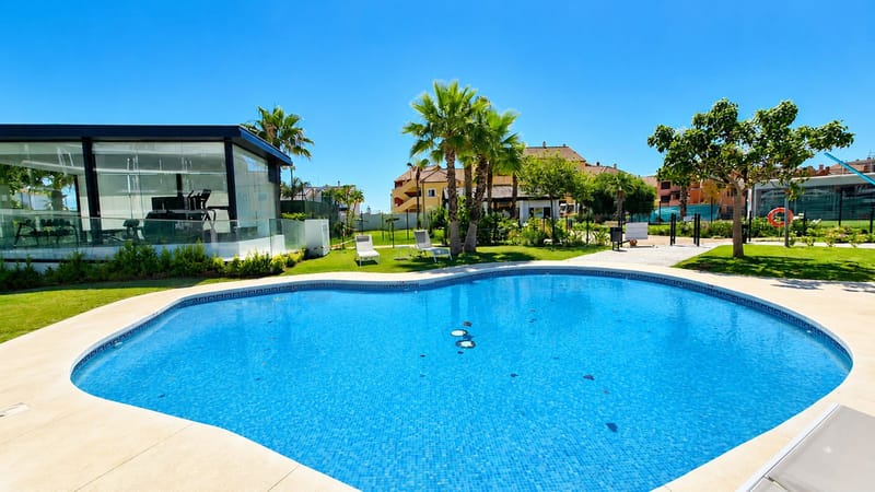 Middle Floor Apartment in Manilva