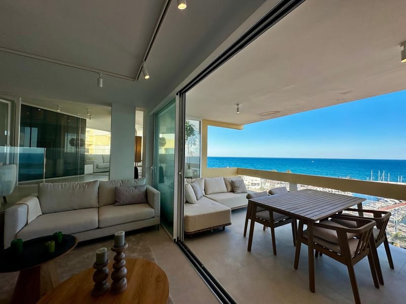 Middle Floor Apartment in Marbella